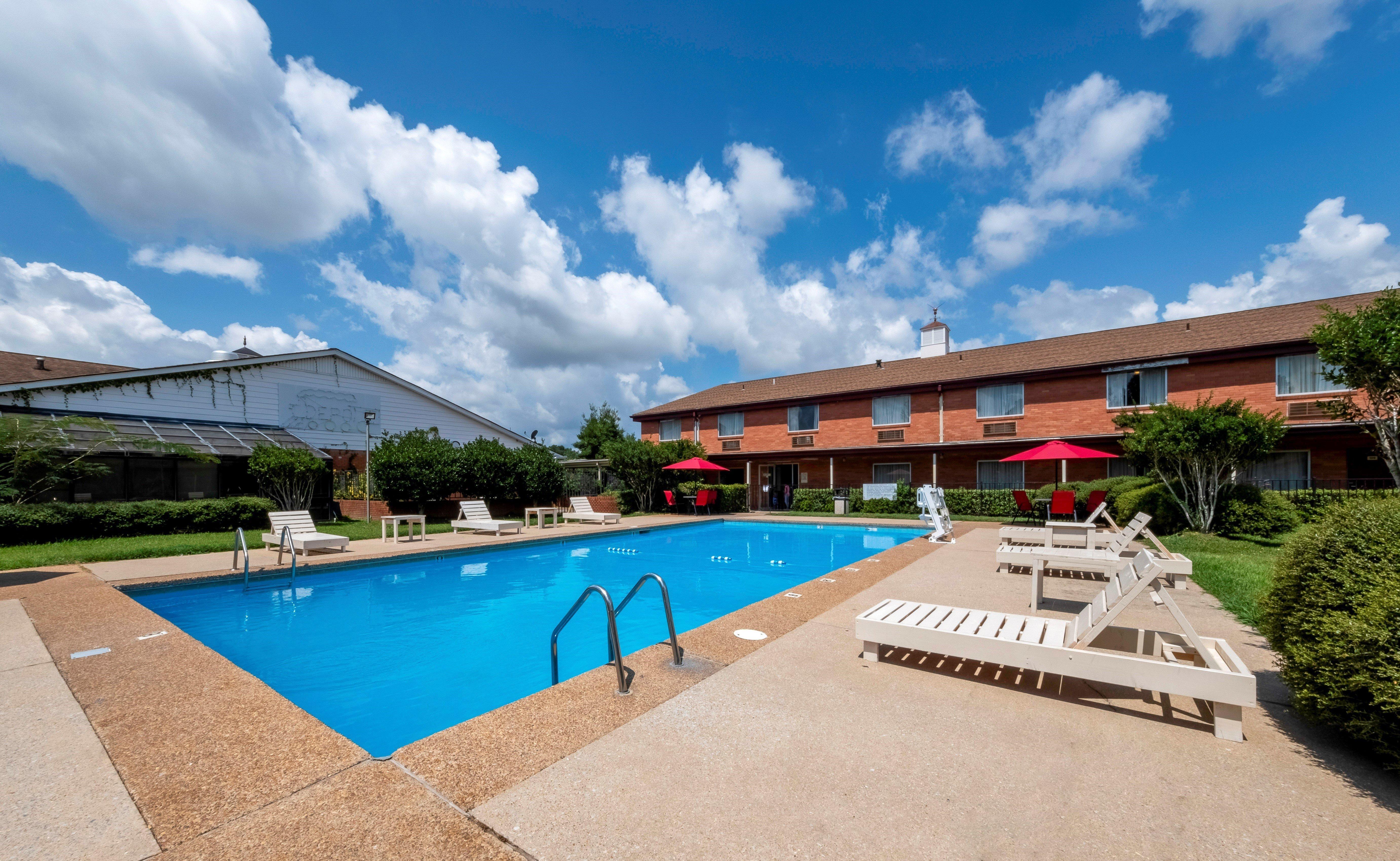 Red Roof Inn Meridian Esterno foto