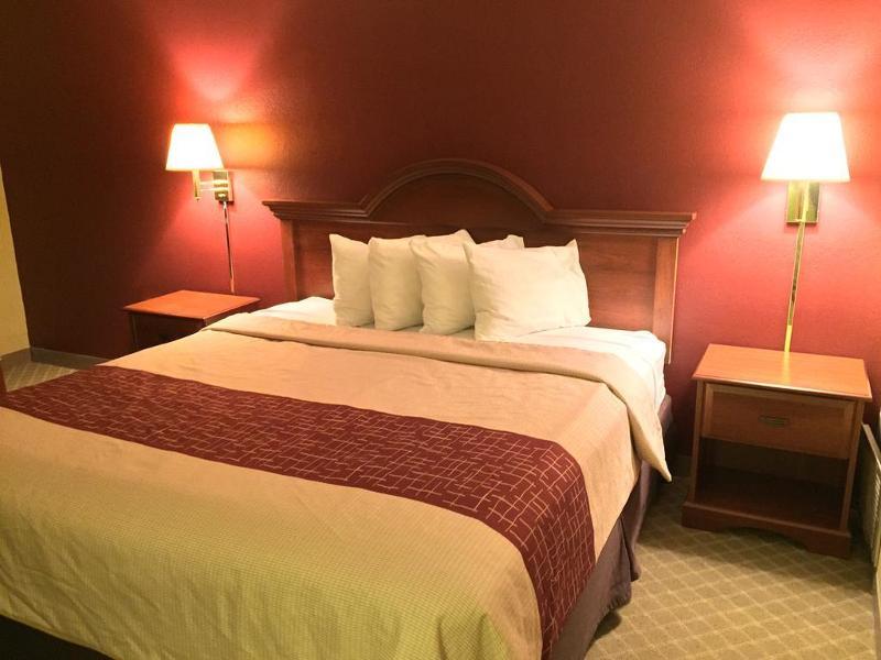 Red Roof Inn Meridian Esterno foto